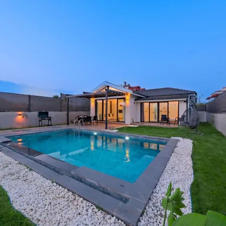 Arel House Villa