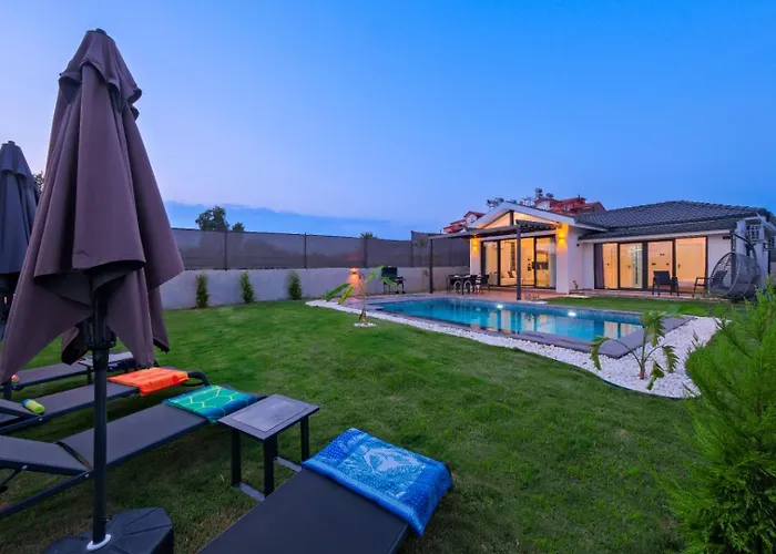 Вилла Arel House