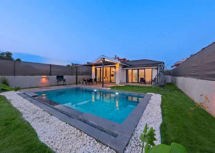 Arel House Вилла