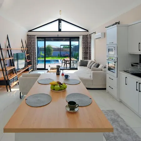 Arel House *
