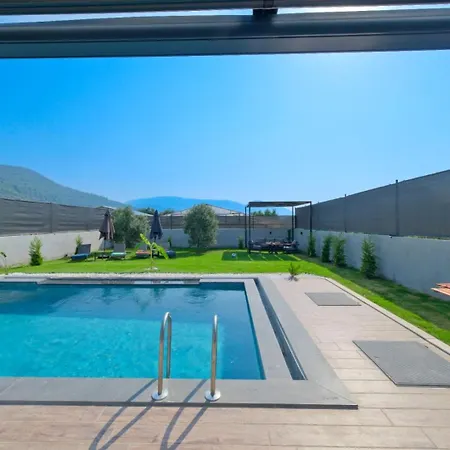 Arel House